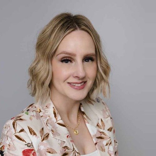 Ashley Johnson 